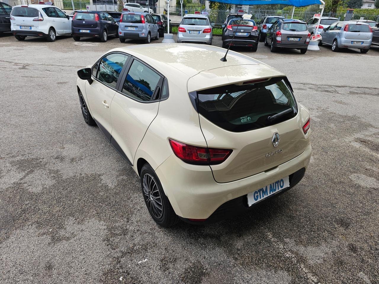 Renault Clio 1.2 75CV -OK Neopatentati