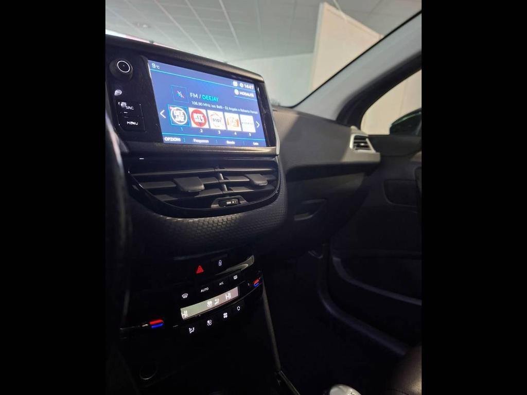 Peugeot 2008 1.2 PureTech Turbo Allure