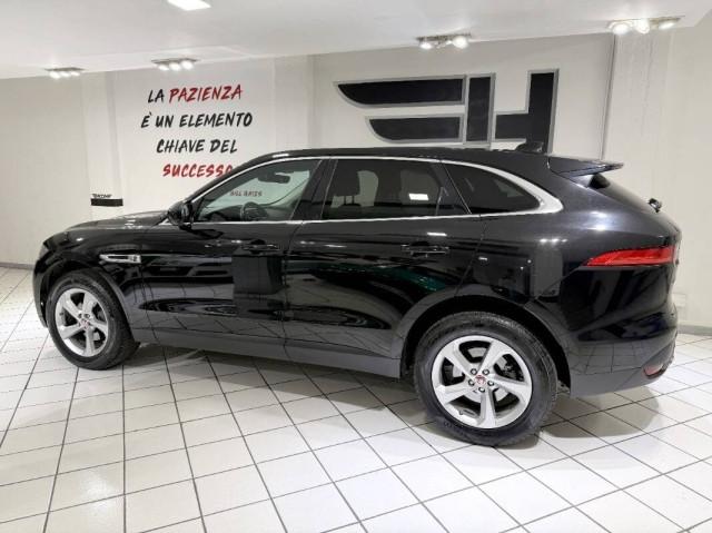 Jaguar F-Pace 2.0d i4 Prestige awd 180cv auto my20