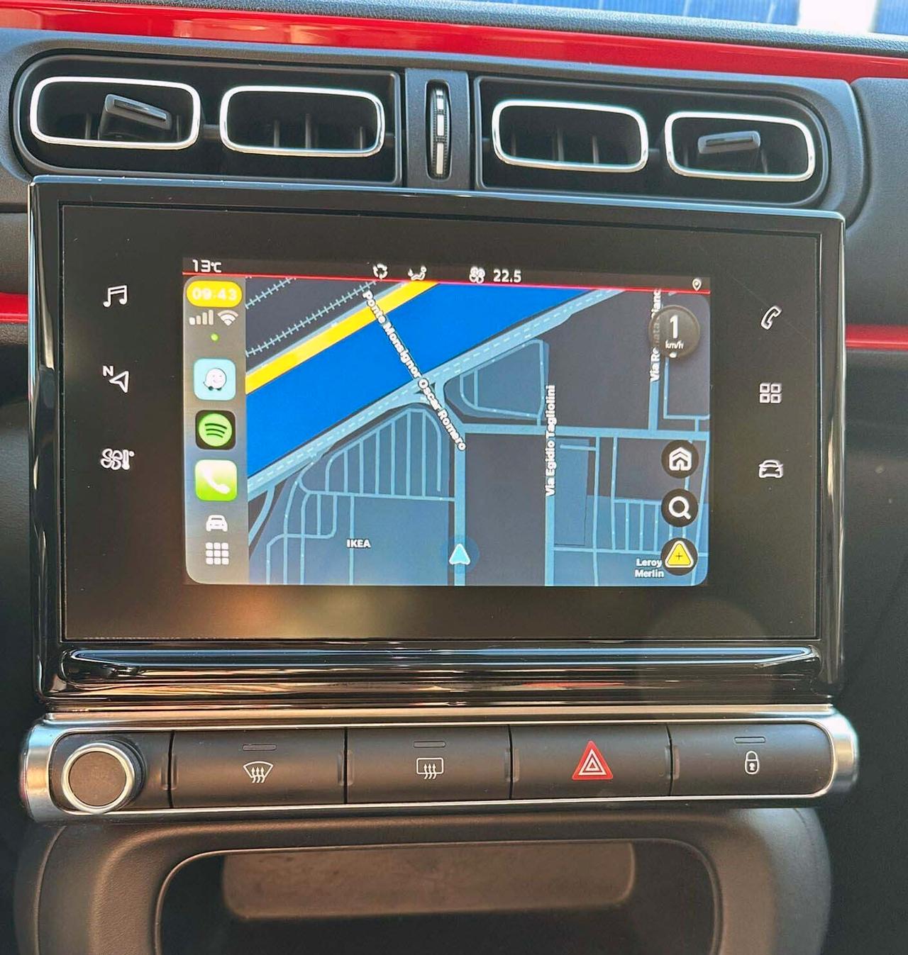 Citroen C3 PureTech 82 Shine Telecamera Apple e Android Auto Cerchi in Lega