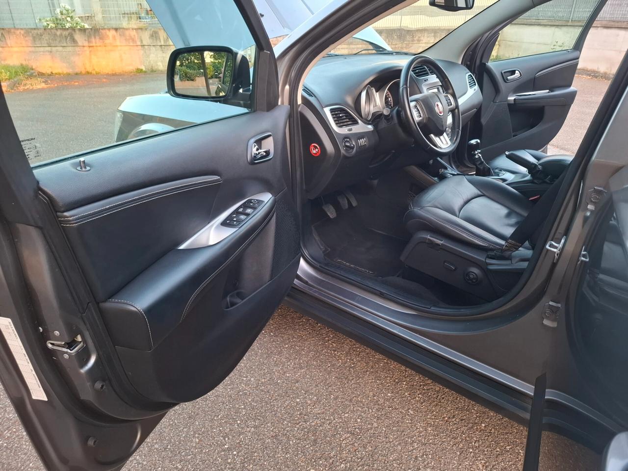 Fiat Freemont 2.0 Multijet 170 CV Black Code