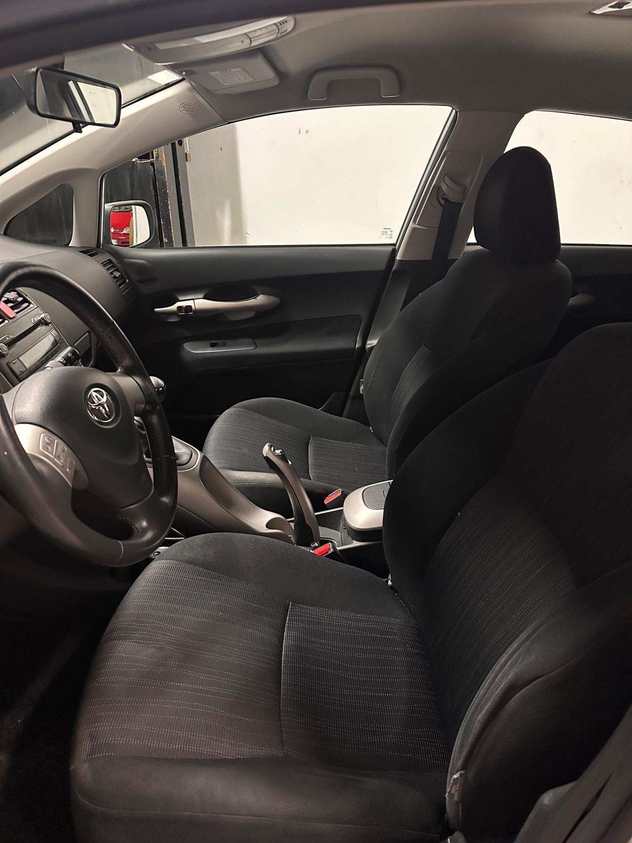 Toyota Auris 1.6 5 porte Sol 2008