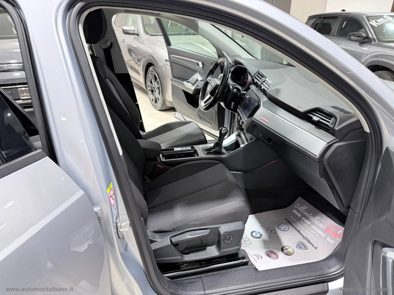 AUDI Q3 35 TDI S tronic Business SPORT
