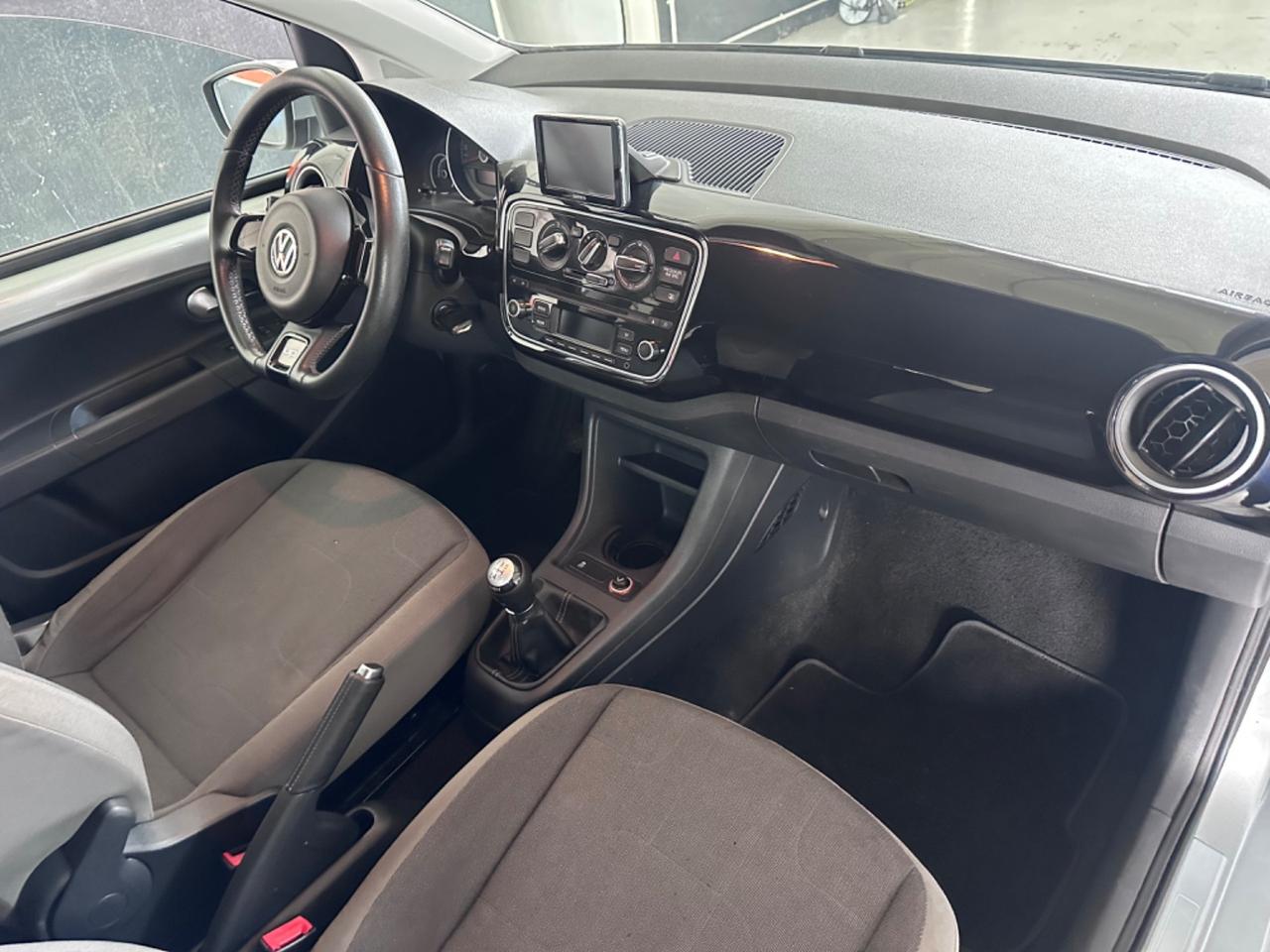 Volkswagen up! 1.0 75 CV 5p. cross up!