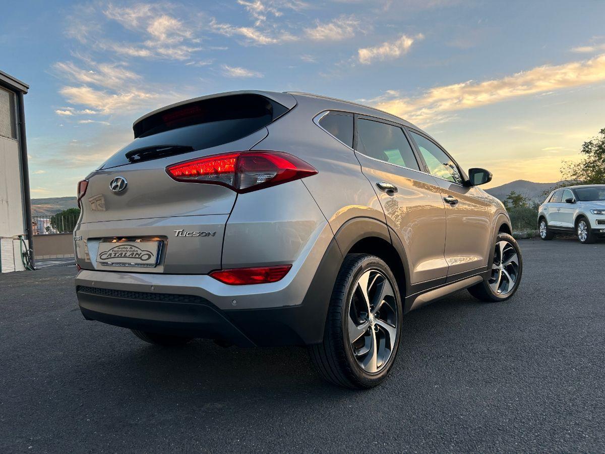 HYUNDAI - Tucson - 1.7 CRDi Sound Edition