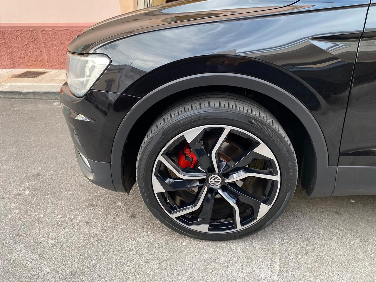 VOLKSWAGEN TIGUAN 2.0 TDI 150CV 4MOTION PELLE NAVI CRUISE ANNO 2017
