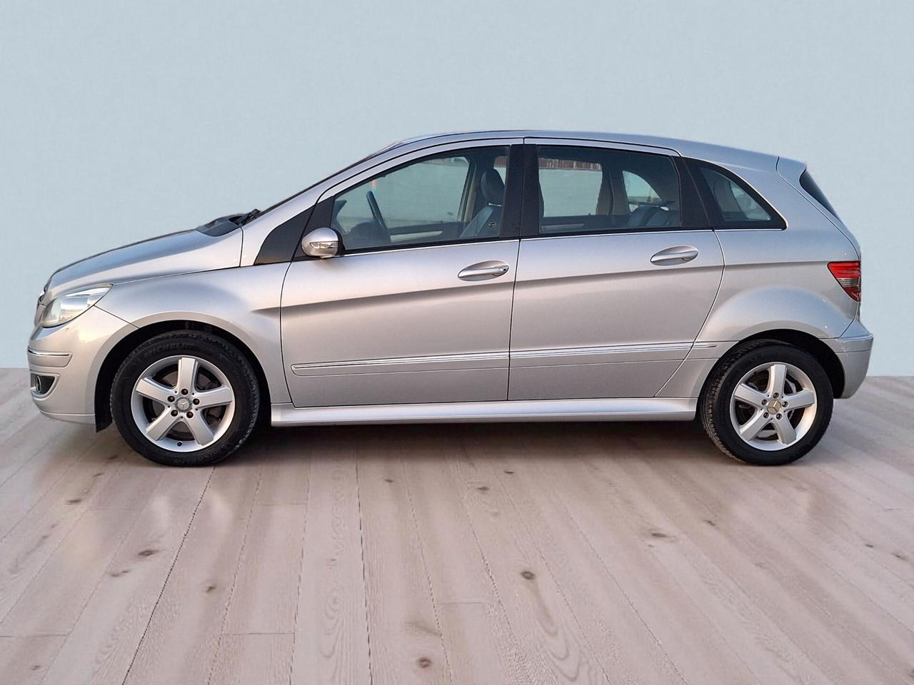 Mercedes-benz B 200 CDI Sport NEOPATENTATI PELLE TEL BLUETOOTH