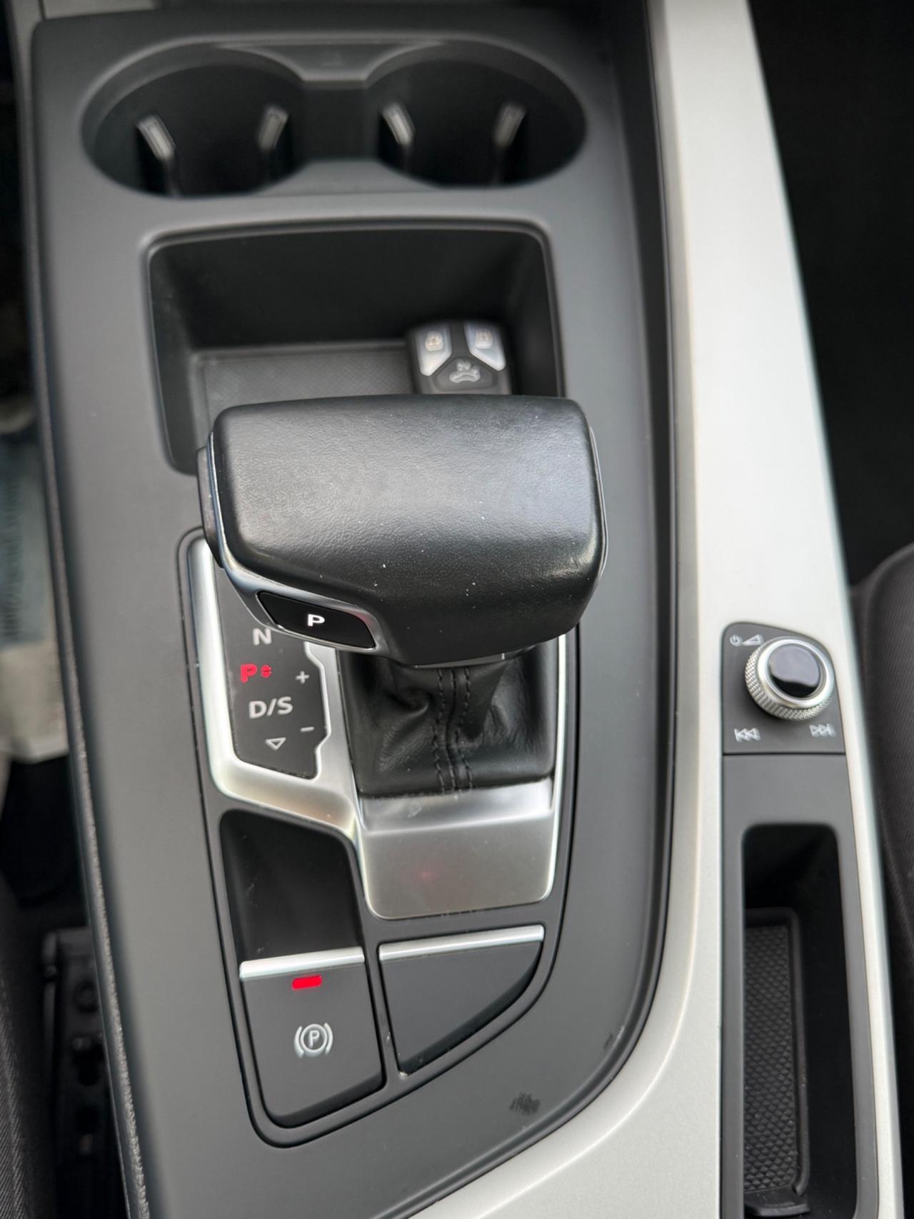 Audi A4 30 TDI/136 CV S tronic line edition 2022