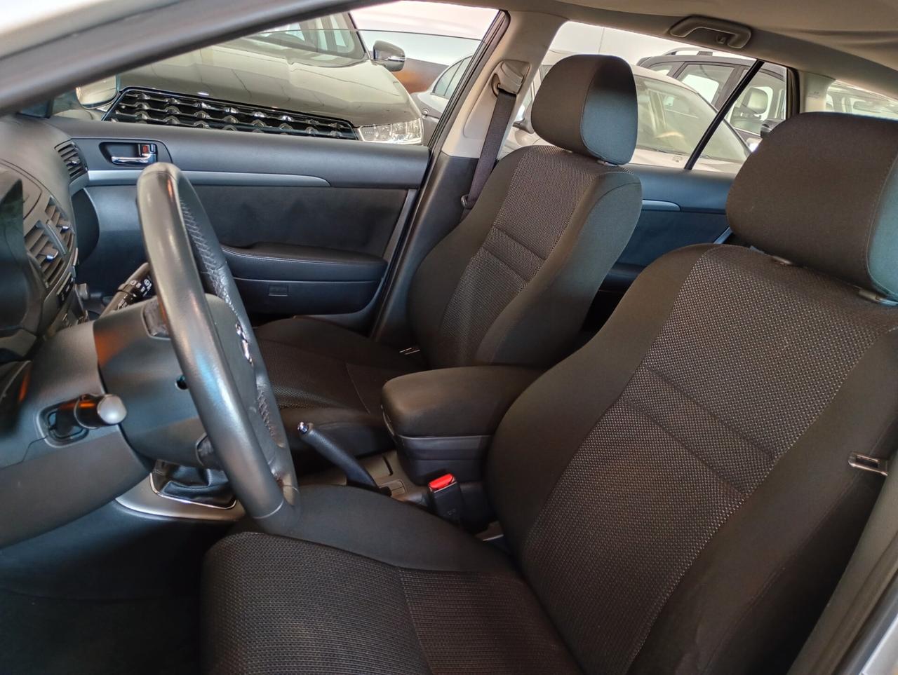 Toyota Avensis 2.0 D-4D 16V Station Wagon