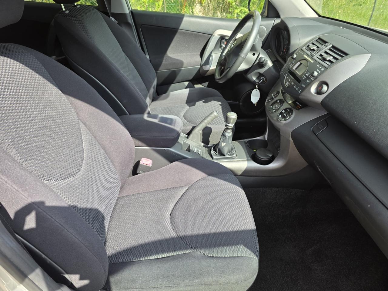 Toyota RAV 4 RAV4 2.2 D-4D 136 CV DPF Luxury