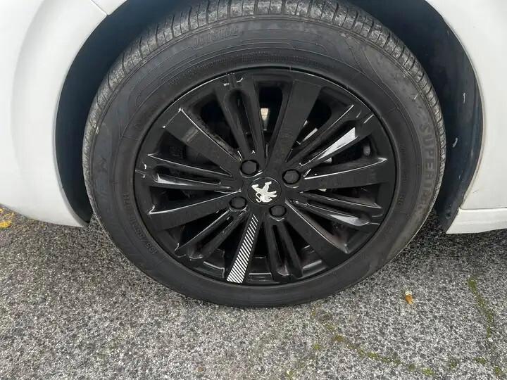 Peugeot 208 PureTech