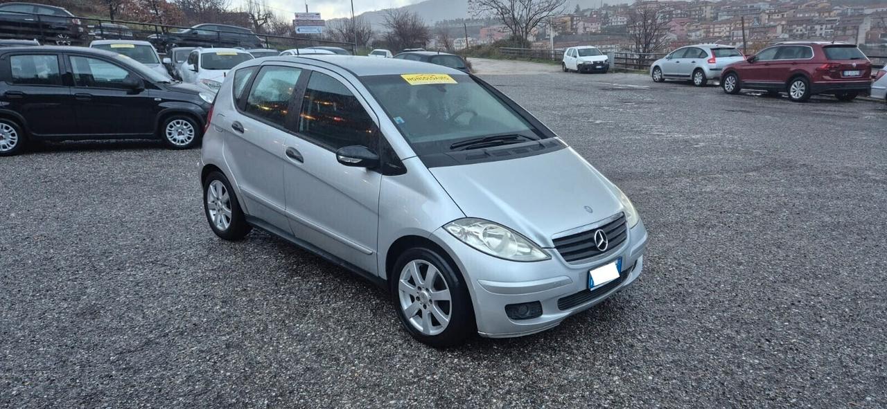 Mercedes-benz A 180 160 CDI Elegance - € 2.499
