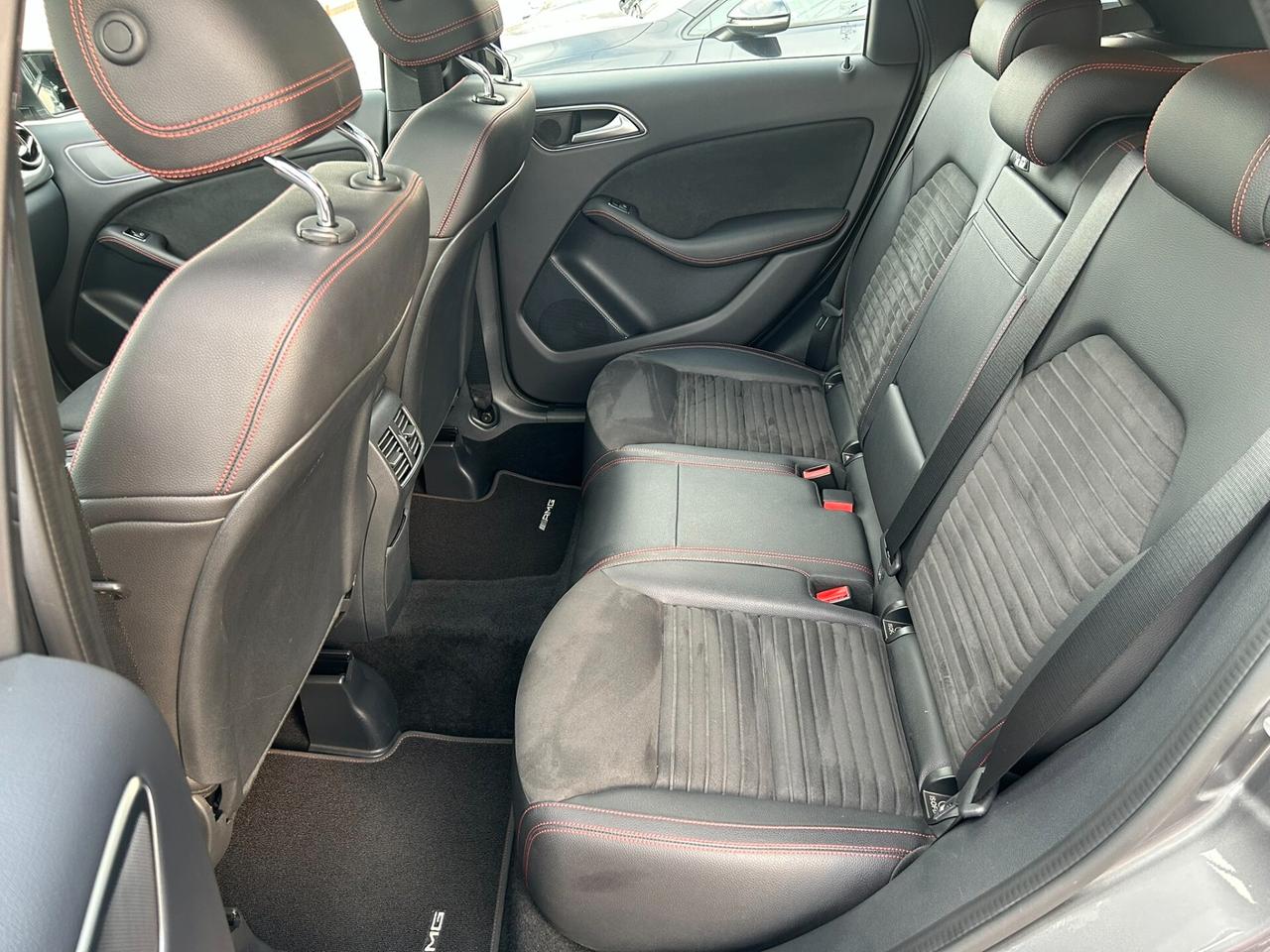 Mercedes-Benz B 200d 130CV Premium - PANORAMA