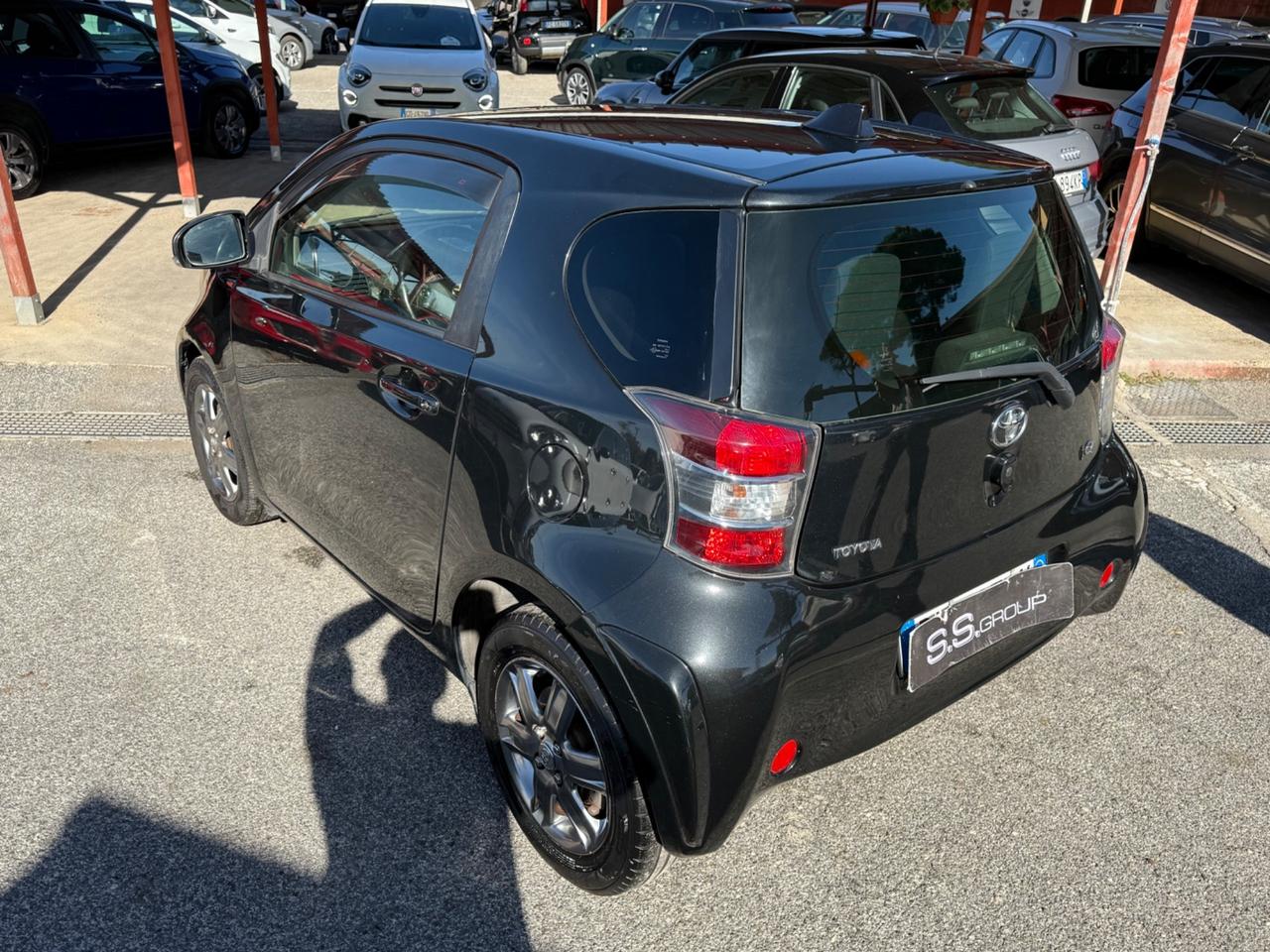Toyota iQ 1.0/rate/permute/garanzia
