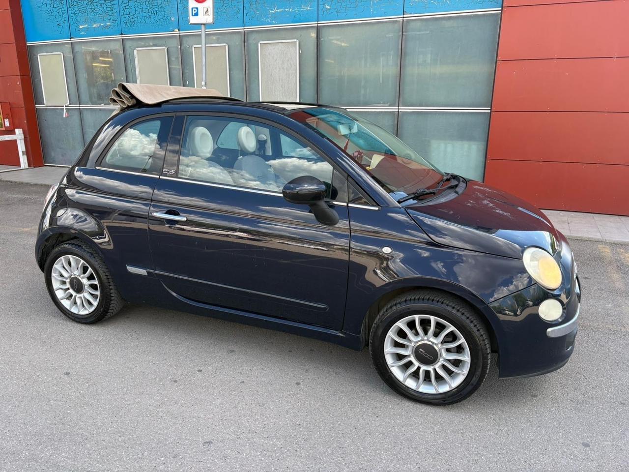Fiat 500 CABRIO 1.2 Lounge 2010 218.000 KM