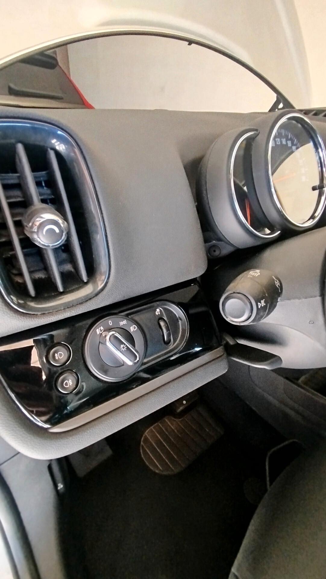 Mini Cooper D Countryman 2.0 Boost