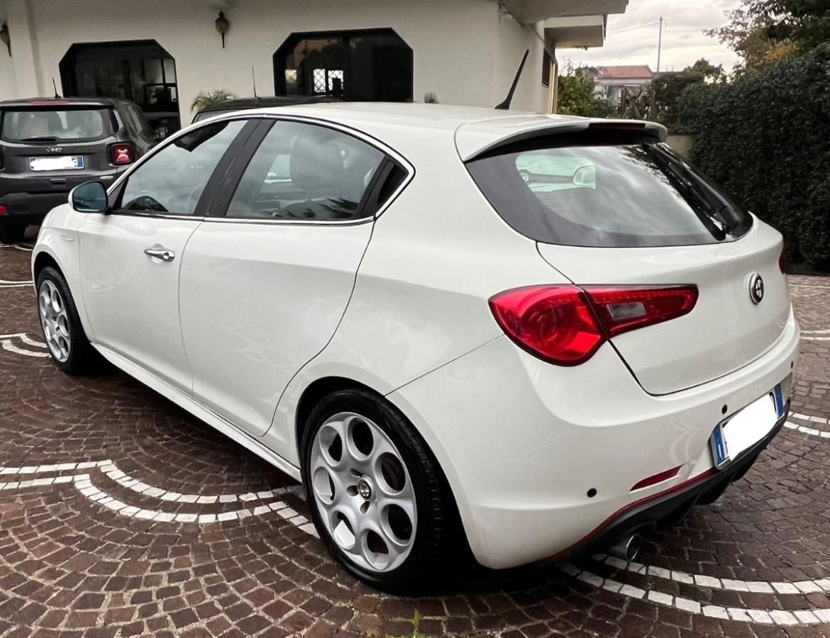 ALFA ROMEO Giulietta 2.0 JTDm-2 170 CV TCT Excl.