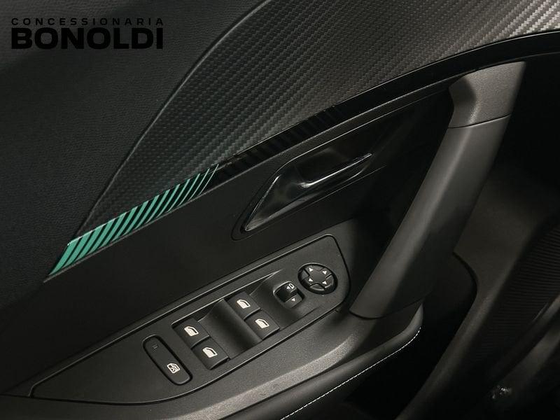 Peugeot 2008 motore elettrico 136 CV Allure Pack Neopatentati