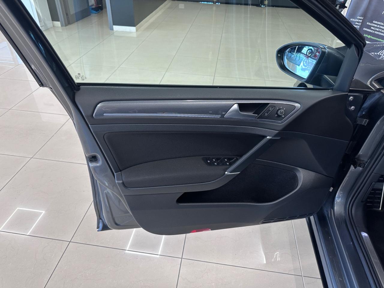 Volkswagen Golf 5 Porte Golf 5p 1.6 tdi Highline 115cv