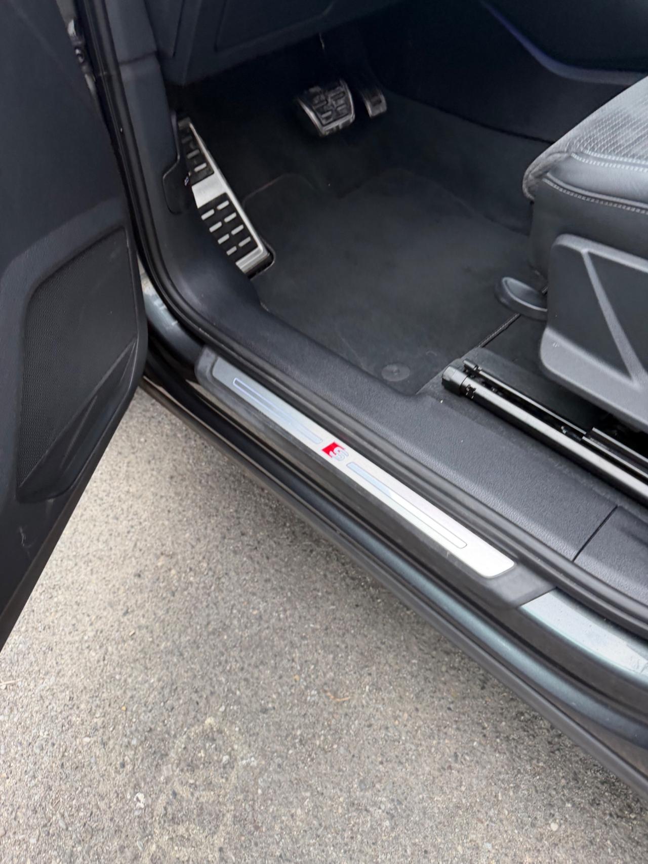 Audi Q3 40 TDI quattro S tronic line edition