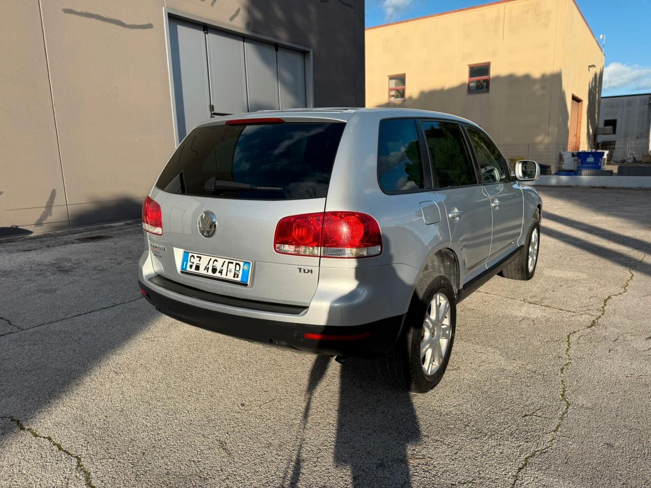 VW TOUAREG R5 2.5 TDI 2007 12 MESI DI GARANZIA