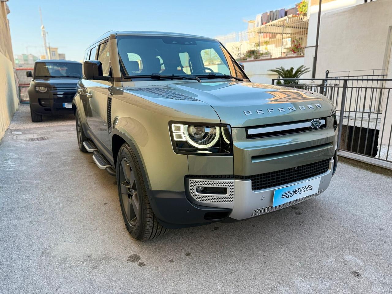 Land Rover Defender 110 3.0D I6 200 CV AWD Auto X-Dynamic SE