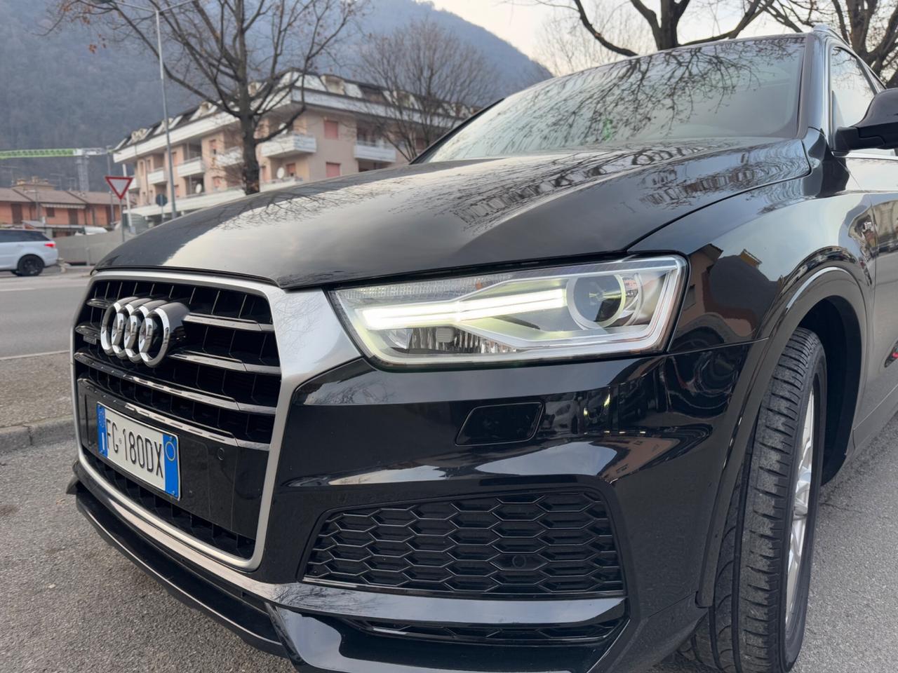 Audi Q3 2.0 TDI QUATTRO S TRONIC S LINE EDITION Sport CON TETTO PANORAMICO