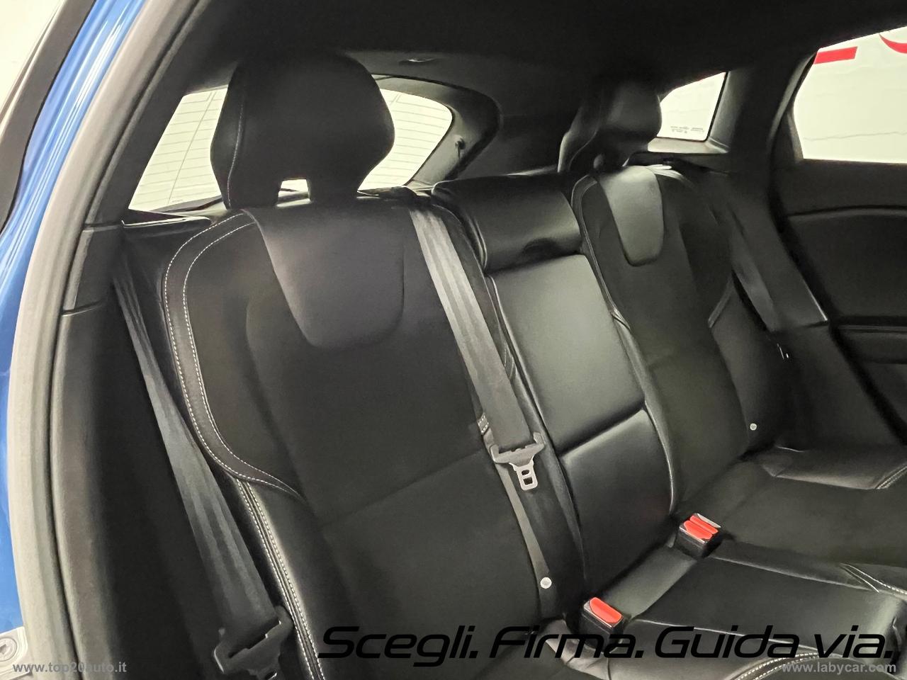 VOLVO V40 D2 R-design FARI LED|DOPPIO SCARICO