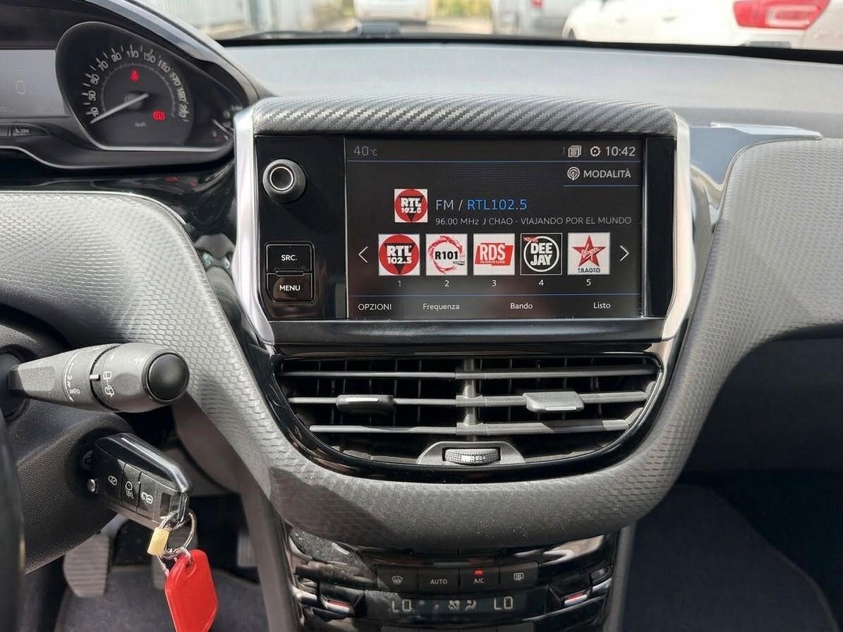 Peugeot 208 1.2 e-VTI Allure