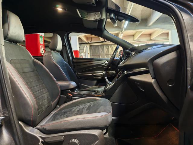 FORD Kuga 1500 ECOBOOST CV.150 KM. 46.900 UNIPROP ST-LINE