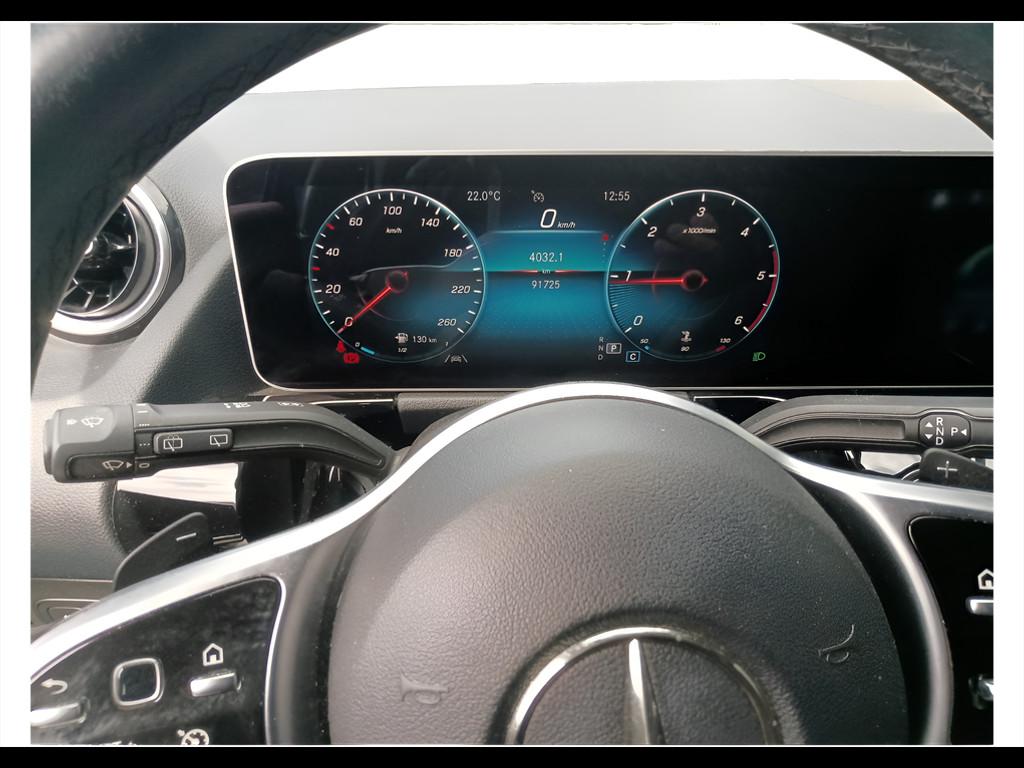 Mercedes-Benz Classe B - W247 2018 - B 180 d Sport Plus auto