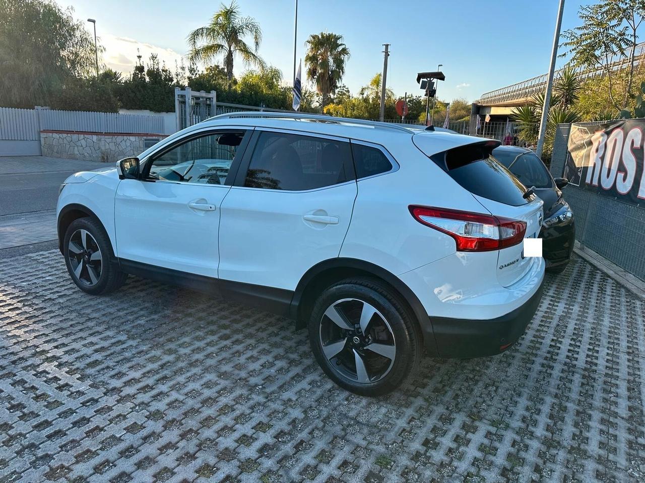Nissan Qashqai 1.6 dCi 4WD Tekna-2016