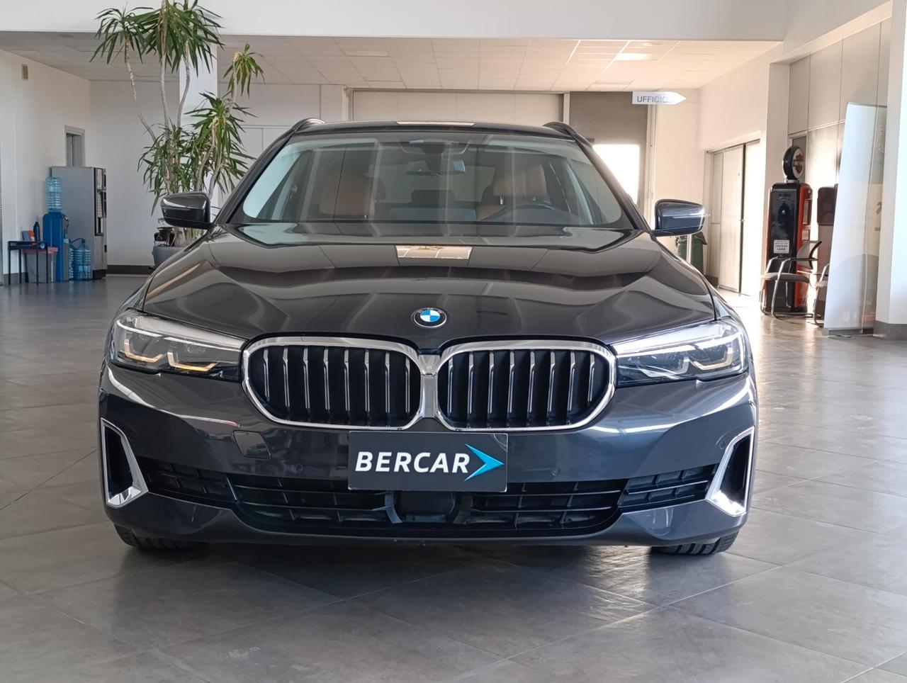 BMW 520 d Touring mhev 48V Luxury auto