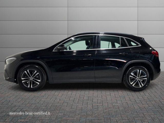MERCEDES-BENZ GLA 180 d Automatic Advanced
