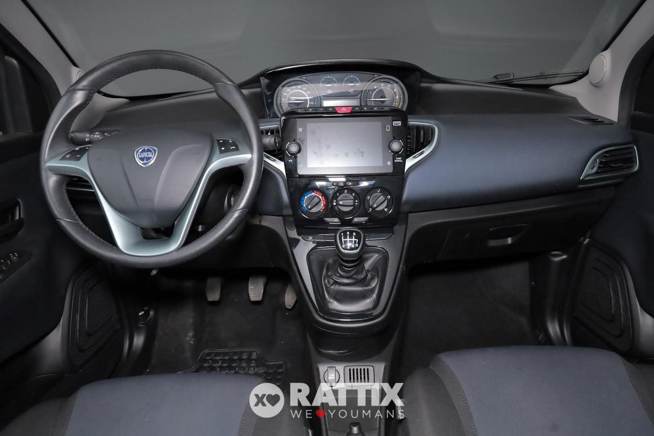 Lancia Ypsilon 1.0 Firefly Hybrid 70CV Platino