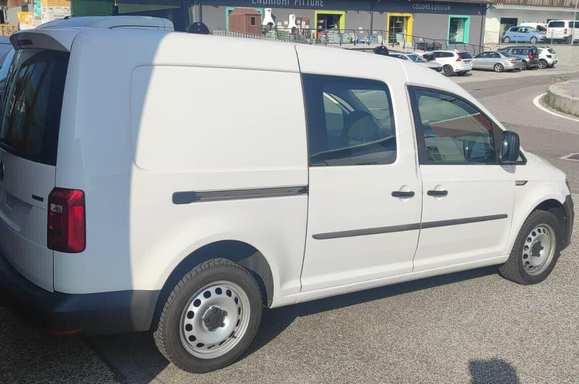 VOLKSWAGEN CADDY MAXI 4MOTION 5 POSTI AUTOCARRO