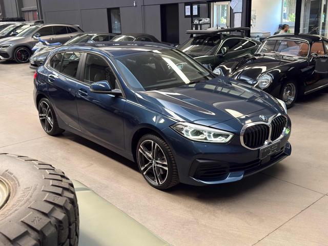 BMW 118 i 5p. Business Advantage