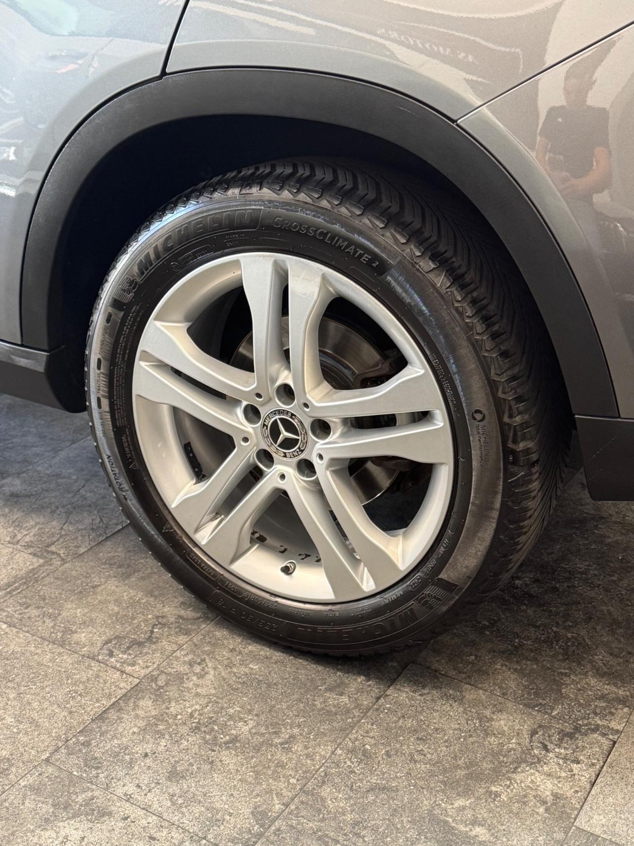 Mercedes-benz GLA 200 d Sport Finanziabile