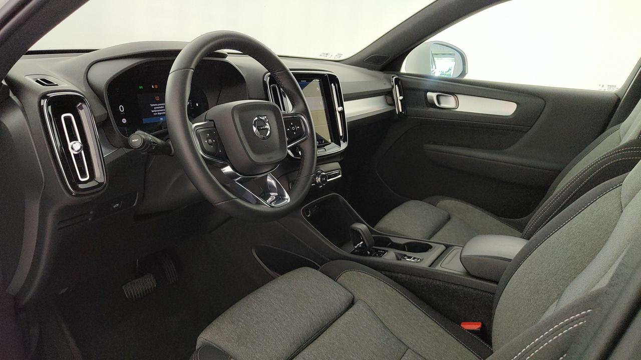 VOLVO XC40 2.0 b3 Core auto