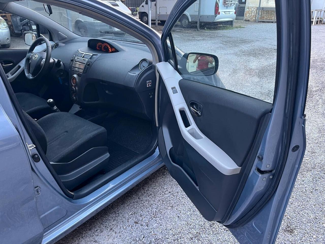 Toyota Yaris 1.0 69Cv GPL 5 porte