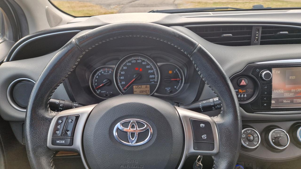 Toyota Yaris Sol *Neopatentati *