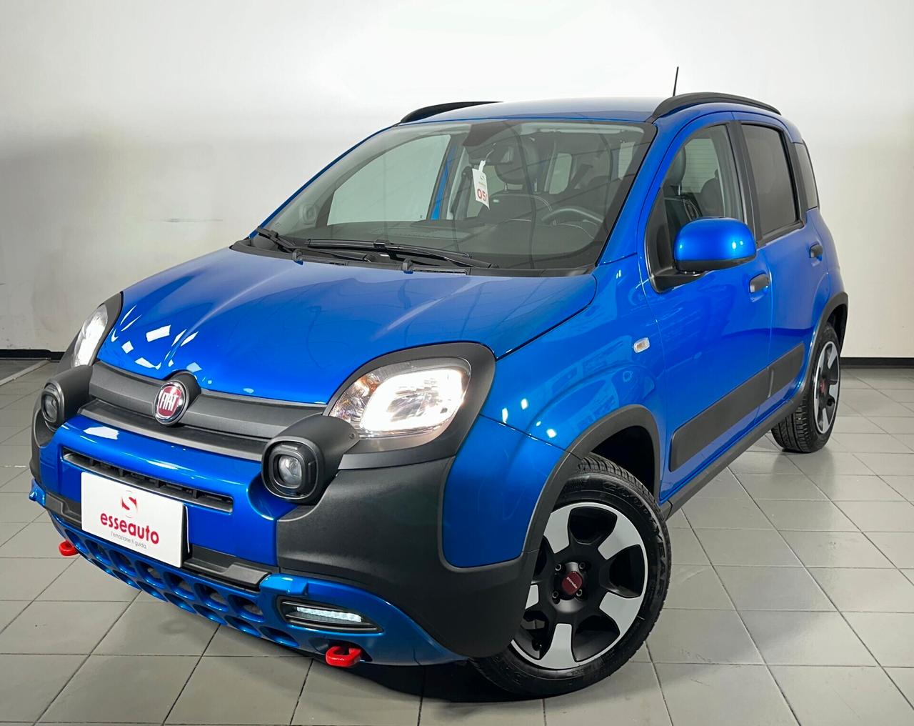 Fiat Panda 1.0 FireFly S&S Hybrid City Cross - BLACK DECEMBER Promo