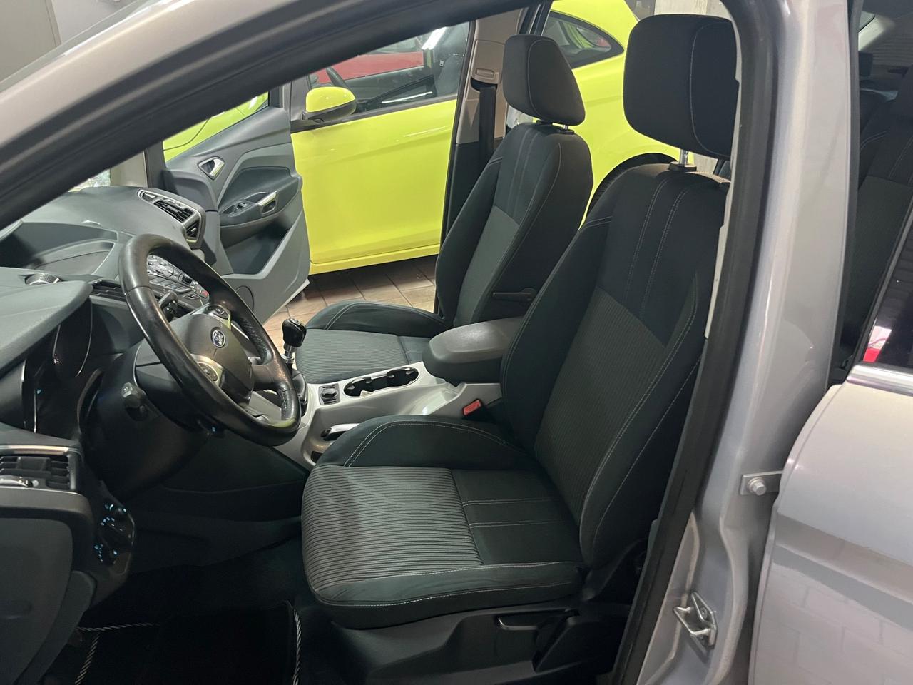 Ford C-Max 1.6 TDCi 115CV Titanium nav/sen