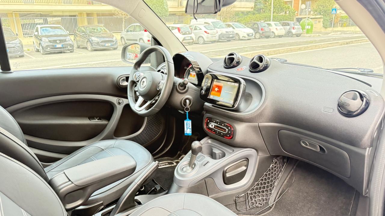 Smart ForTwo 70 1.0 twinamic Prime LED NAVI PANORAMA CERCHI 15 BRACCIOLO PDC BLUETOOTH