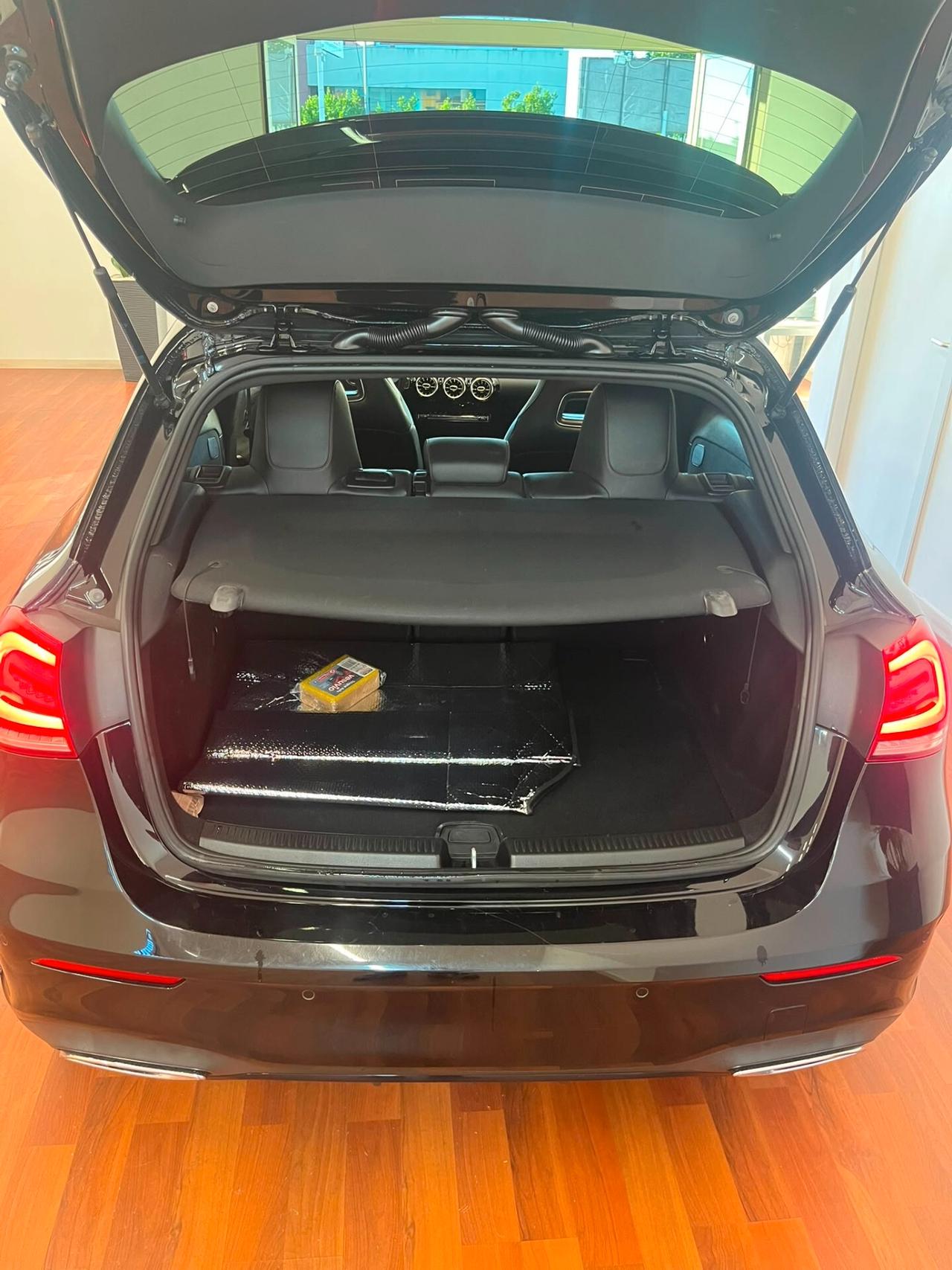 Mercedes-benz A 180 d Automatic Premium
