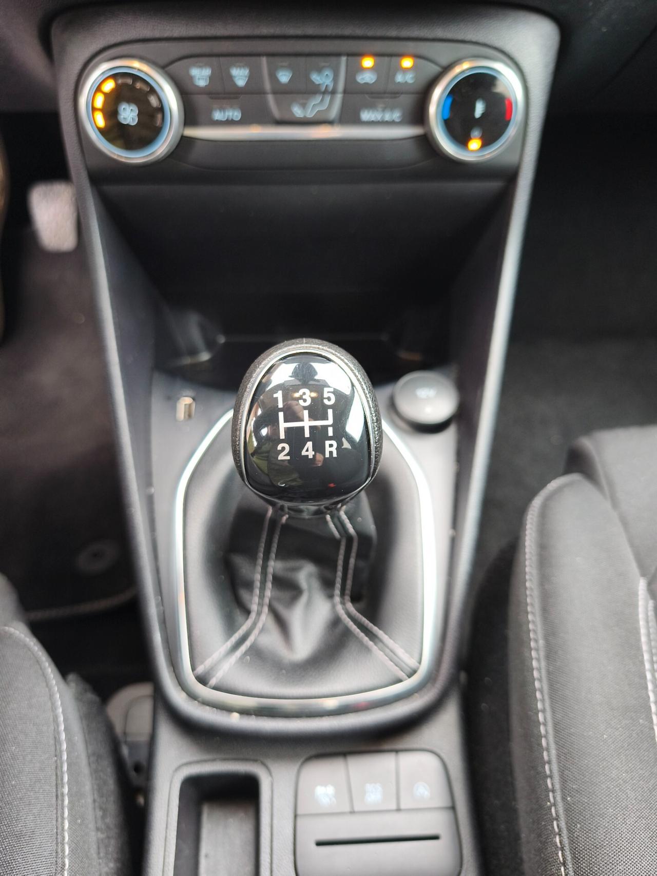 Ford Fiesta 1.1 -75 CV 5 porte Titanium Neopatentato