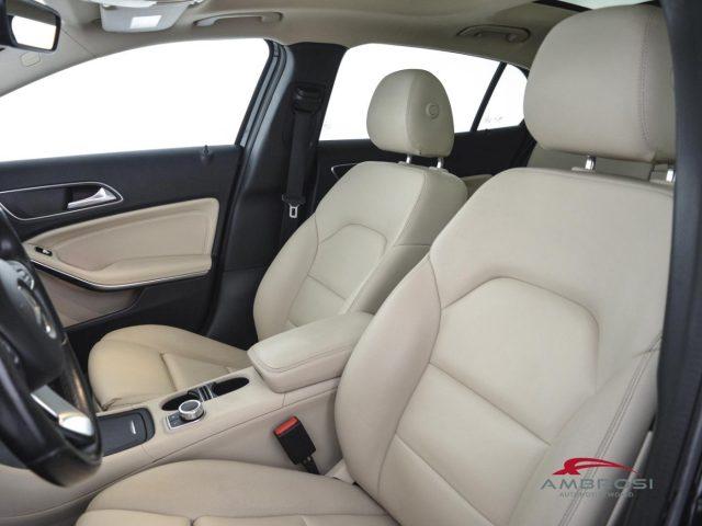 MERCEDES-BENZ GLA 200 CDI 200 d Automatic Sport