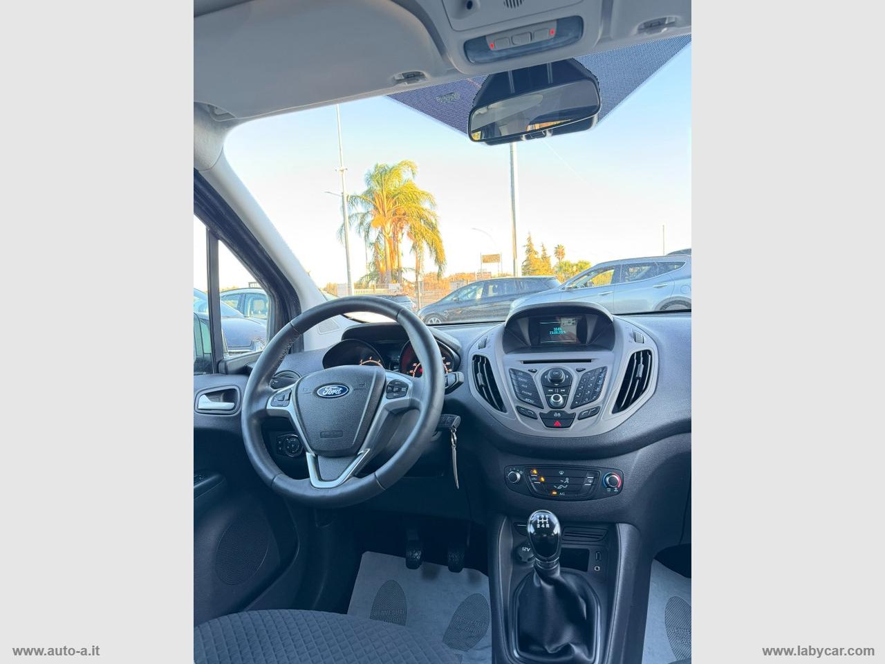 FORD Tourneo Courier 1.0 EcoBoost 100 CV TITANIUM