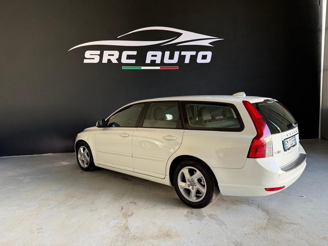 Volvo V50 D2 R-design