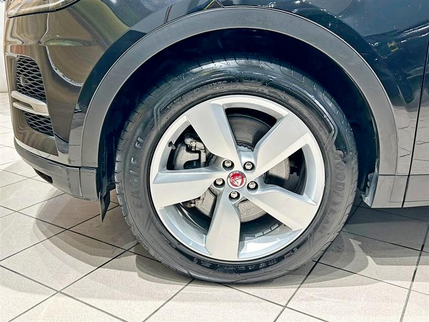 Jaguar E-Pace 2.0D I4 163 CV SE